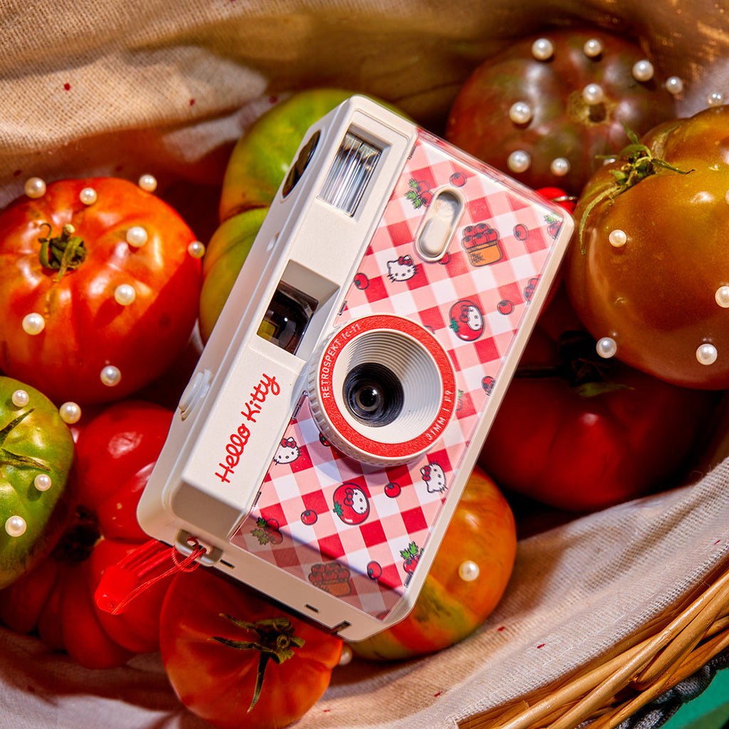 Hello Kitty Tomatoes FC-11 35mm Film Camera