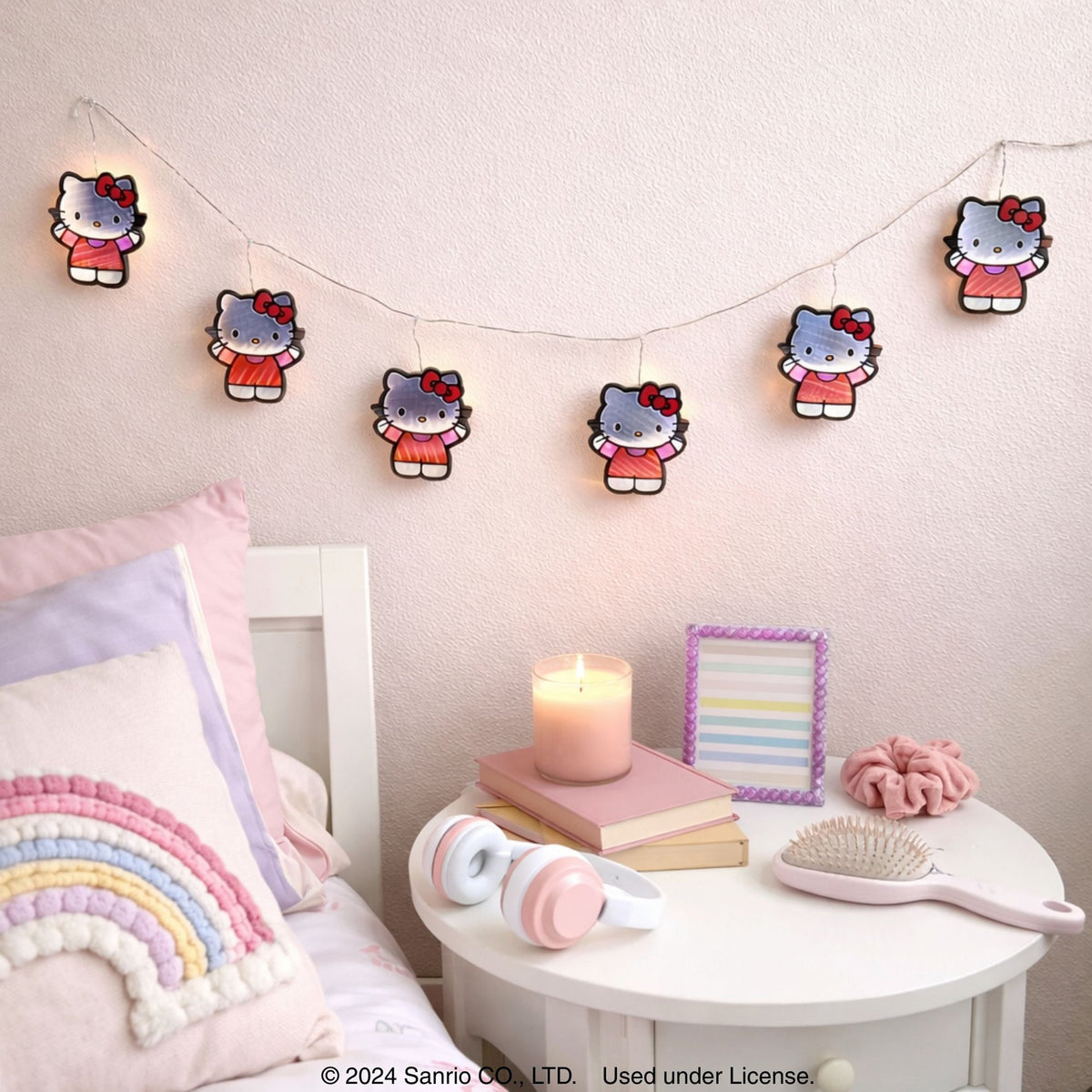 Hello Kitty 6 Ft Garland Ekkolight Infinity Light