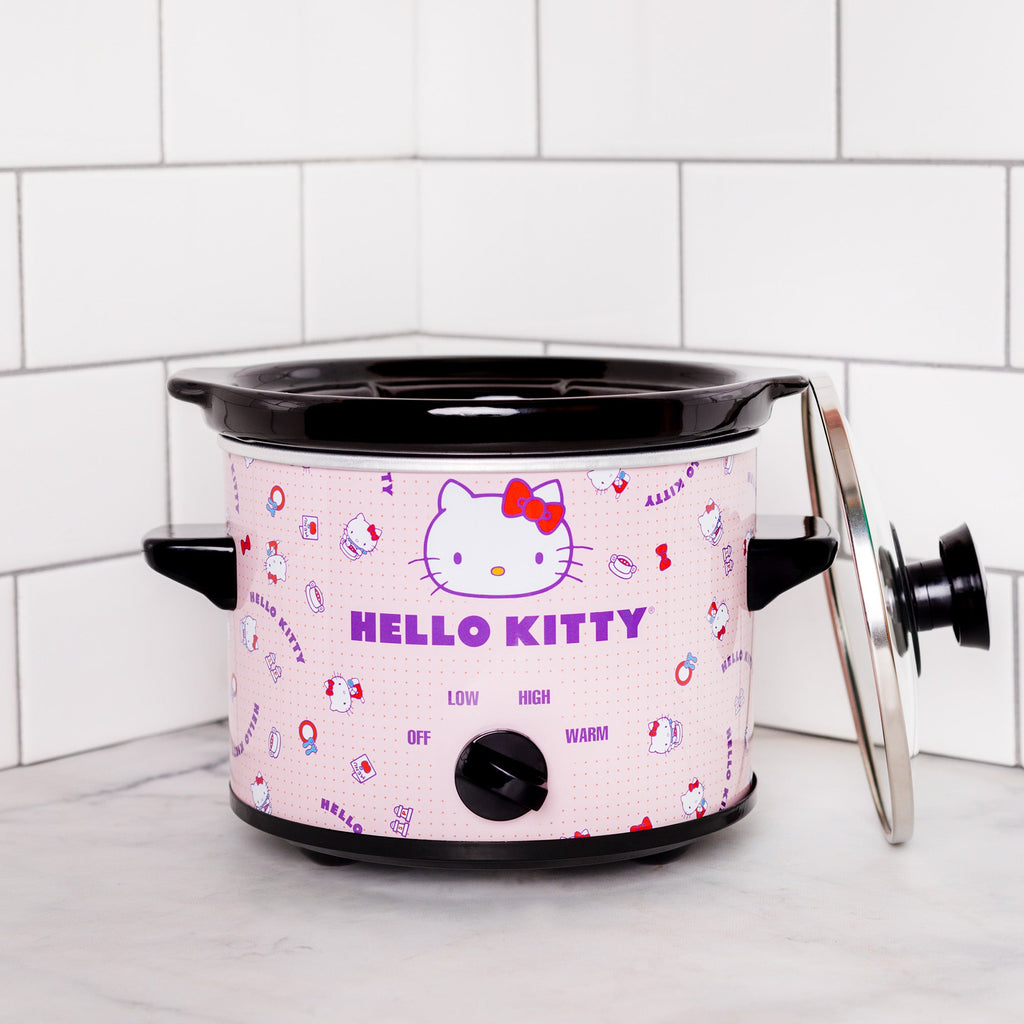 Hello Kitty 2 Quart Slow Cooker with Removable Stoneware Insert