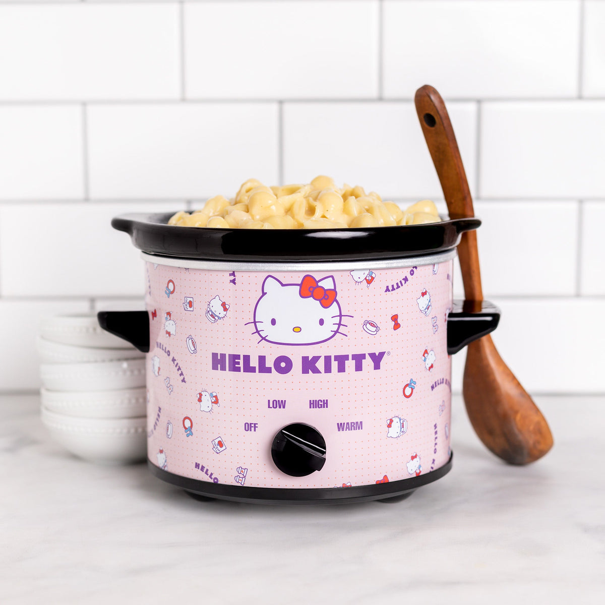 Hello Kitty 2 Quart Slow Cooker with Removable Stoneware Insert