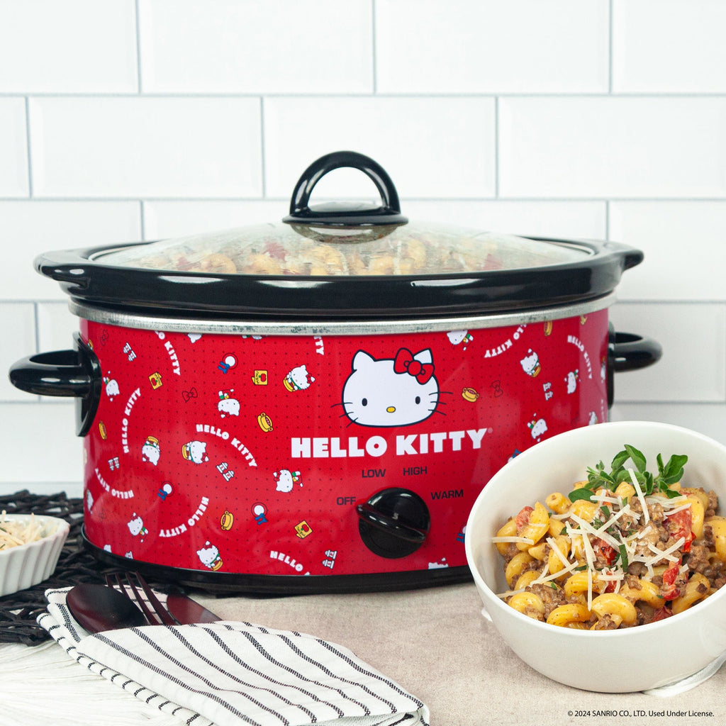 Hello Kitty 5 Quart Slow Cooker with Removable Stoneware Insert
