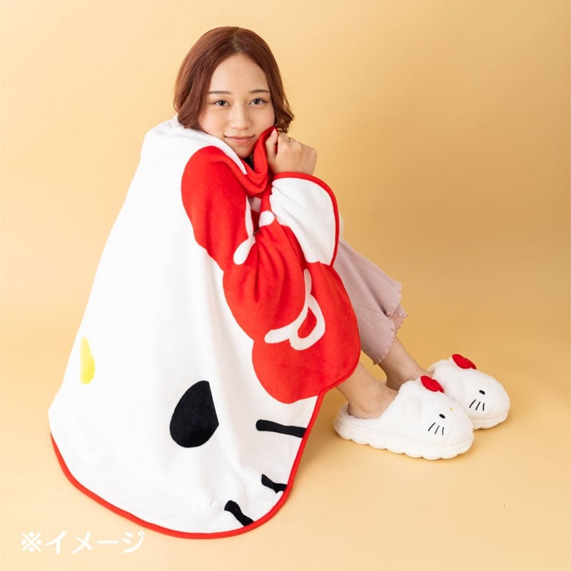 Hello Kitty Face-Shaped Throw Blanket, Classic Red