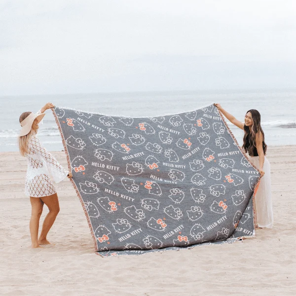 Hello Kitty Sand Cloud Jumbo Party Blanket, Bows